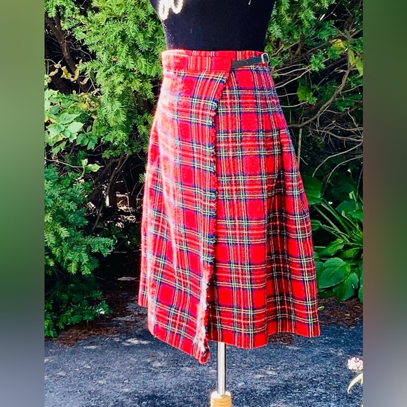 Vintage Composition Petite Skirt - Picture 9 of 9